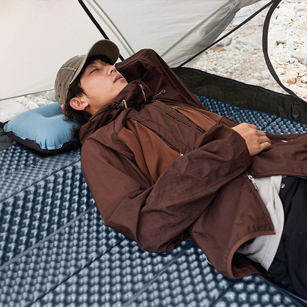 Килимок складаний IXPE Naturehike CNK2300DZ017, алюмінієва плівка, 200x65х2 см, темно-блакитний. Фото 7
