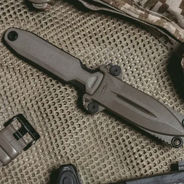 Ніж SOG Pentagon FX Covert Flat Dark Earth. Фото 12