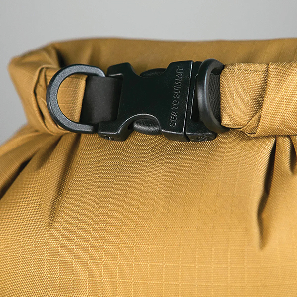 Гермочохол Sea to Summit Big River Dry Bag, 13 L, Dull Gold. Фото 6