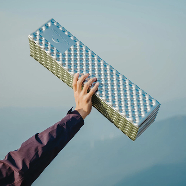 Килимок складаний подвійний IXPE Naturehike CNK2450WS044, алюмінієва плівка, 200x120х1,8 см, оливковий зелений. Фото 6