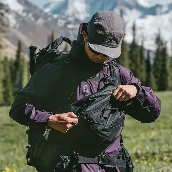 Рюкзак туристичний Naturehike Helium CNK2450XB014, 70 л, чорний, M. Фото 3