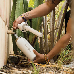 Пляшка-фільтр для води LifeStraw Go SS Filter Bottle, 1 л, Polar White. Фото 4