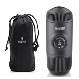 Портативна еспресо-кавоварка Wacaco Nanopresso сіра, механічна, для меленої кави