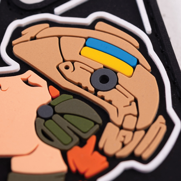 ПВХ патч "ДІВЧИНА-ПІКА" руда. Фото 2
