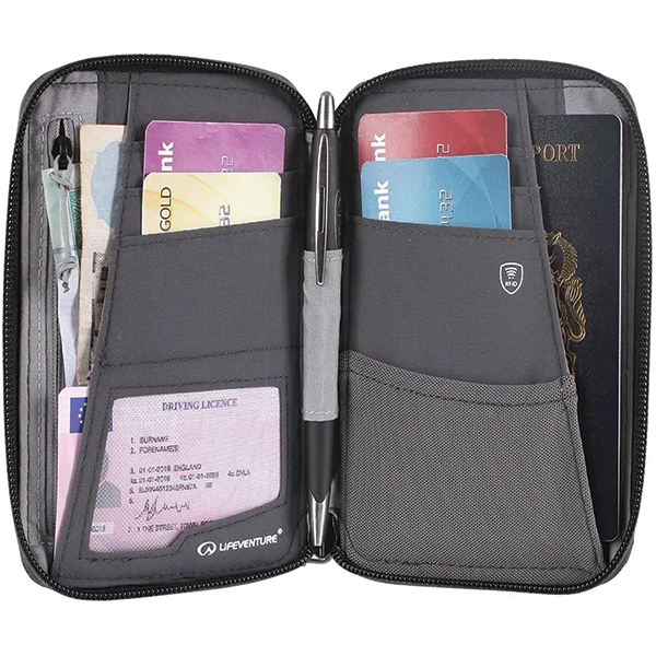 Lifeventure гаманець Recycled RFID Mini Travel Wallet grey. Фото 4