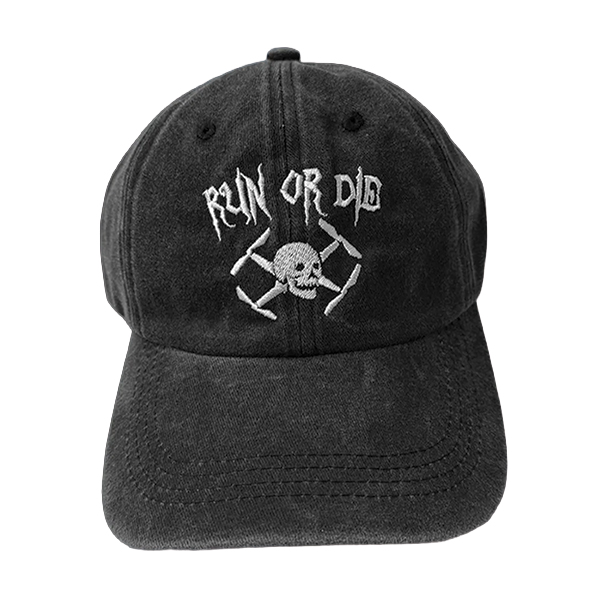 Кепка "RUN OR DIE" чорна