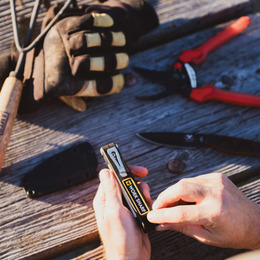 Точилка механічна кишенькова Work Sharp Folding Field Sharpener WSEDCFFS-I. Фото 10