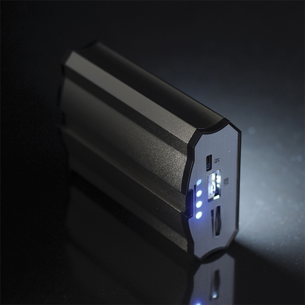 M-Tac ліхтар-батарея 21 LED/6000 mAh. Фото 3