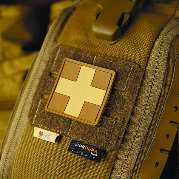 M-Tac нашивка Medic Cross Square PVC Coyote. Фото 3