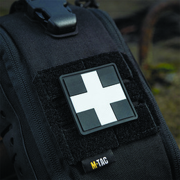 M-Tac нашивка Medic Cross Square PVC Black/Grey. Фото 4
