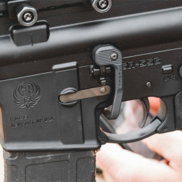 Важіль управління затворною затримкою Magpul B. A. D. Lever подовжений. Фото 6