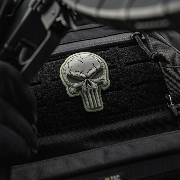 M-Tac нашивка Punisher білий GID. Фото 6