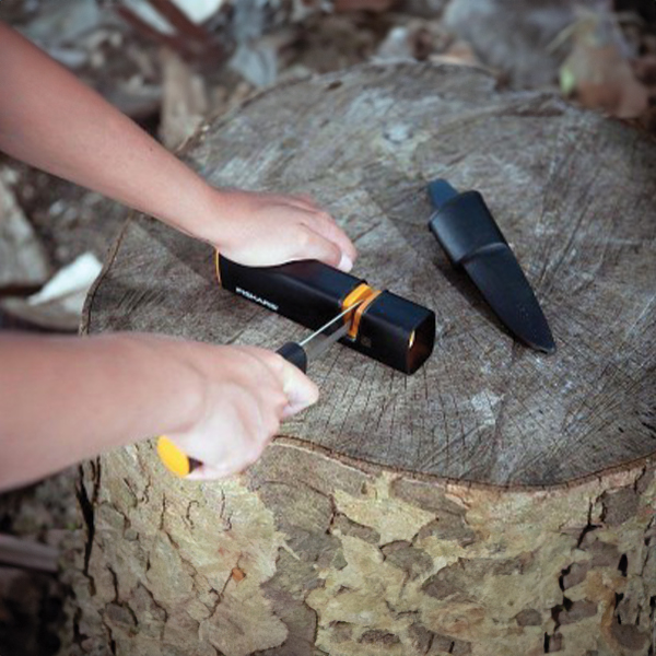 Точилка для сокир та ножів Fiskars Xsharp 120740. Фото 2