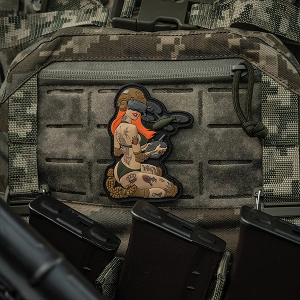 M-Tac нашивка Tactical girl №6 PVC redhead Hooligan Olive V1. Фото 4
