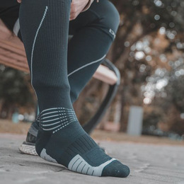 Шкарпетки водонепроникні Dexshell Compression Mudder сірі. Фото 13