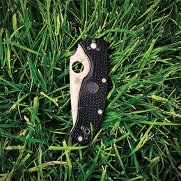 Ніж Spyderco Tenacious Lightweight. Фото 4