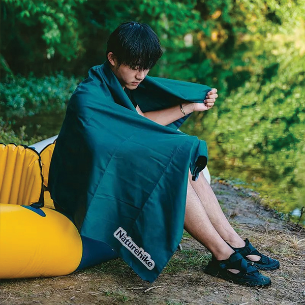 Рушник швидковисихаючий Naturehike CNK2300SS010 156*80 темно-зелений. Фото 4