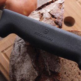 Ніж кухонний Victorinox Fibrox Bread для хліба 21 см. Фото 8